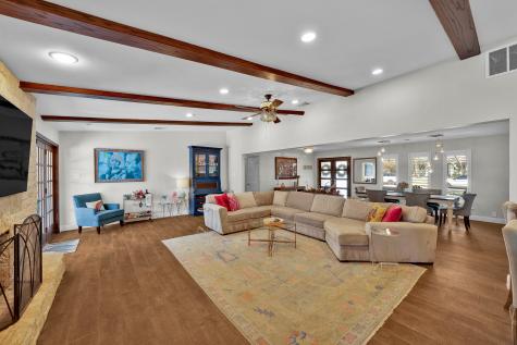 3796 Vinecrest Drive Dallas TX 75229