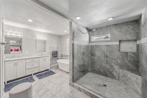 3796 Vinecrest Drive Dallas TX 75229