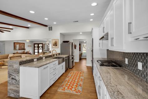 3796 Vinecrest Drive Dallas TX 75229