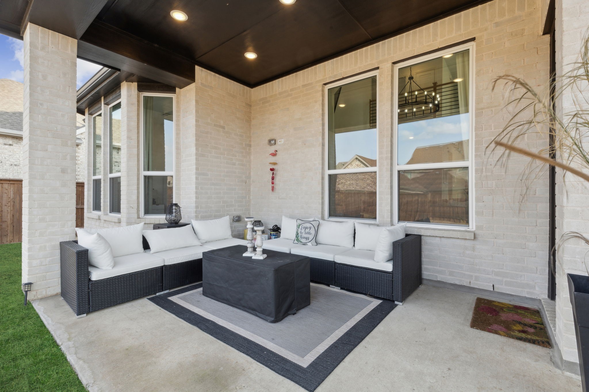 1812 Mcdougall Creek Van Alstyne TX 75495