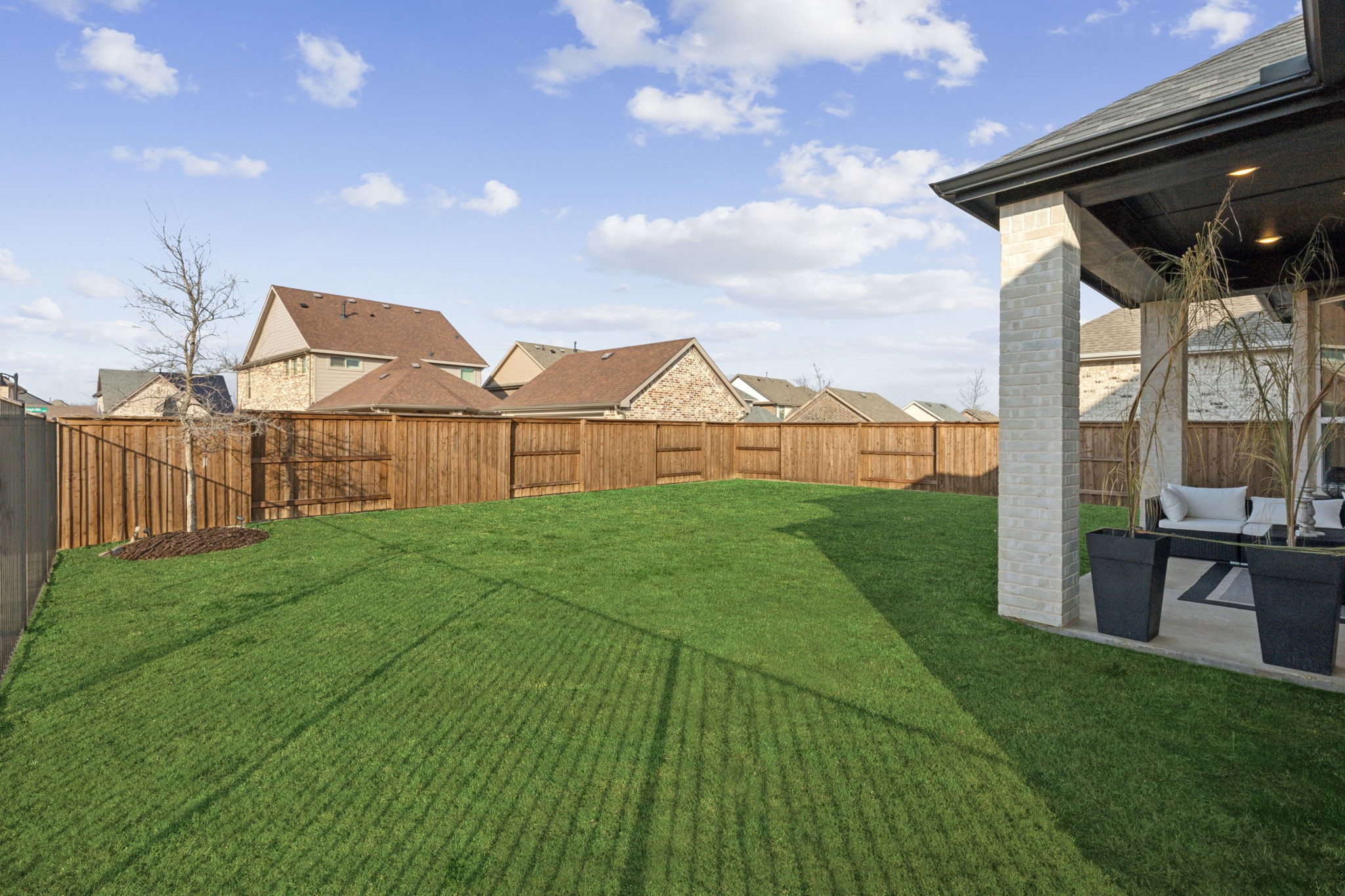 1812 Mcdougall Creek Van Alstyne TX 75495