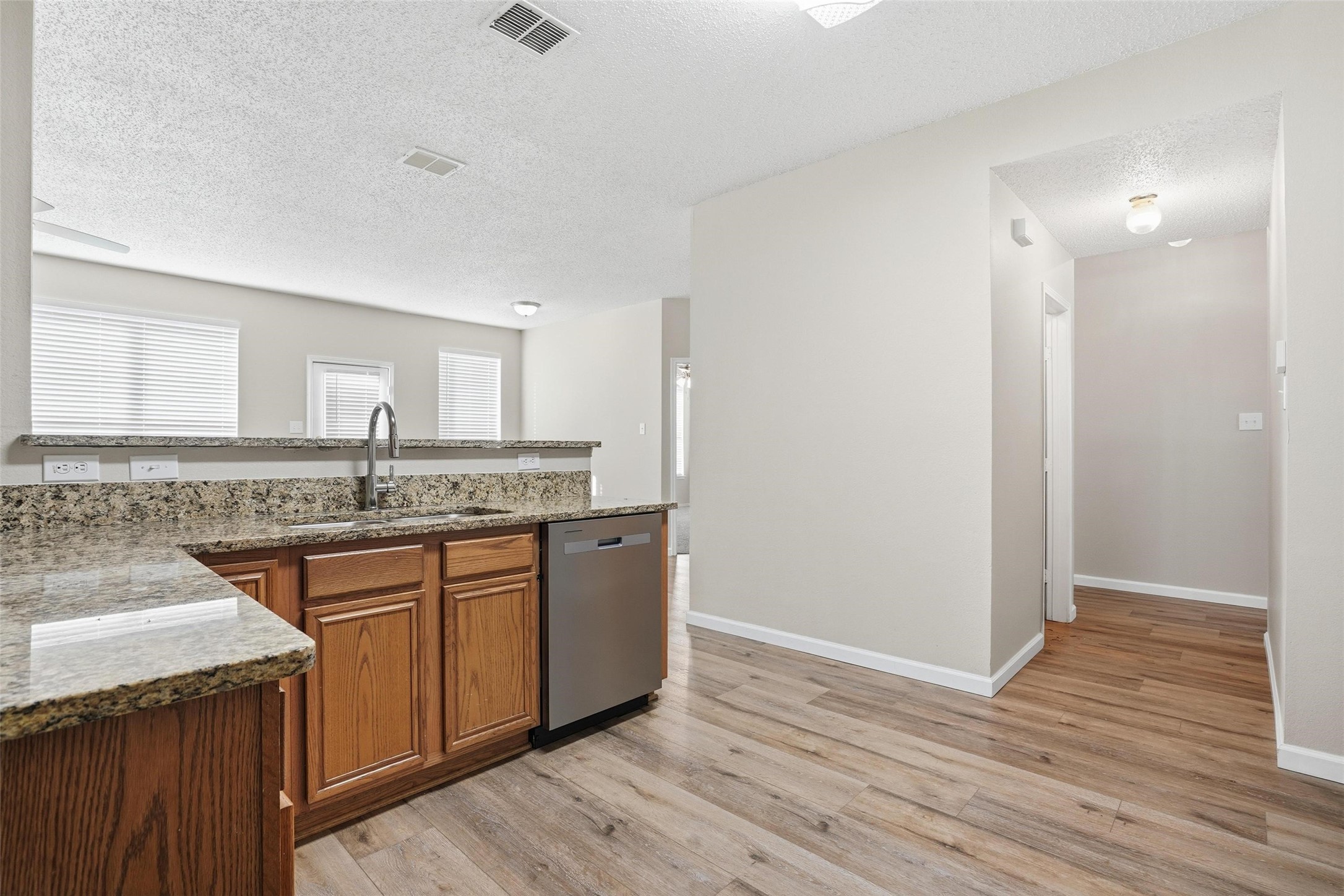 213 Beechgrove Terrace Fort Worth TX 76140