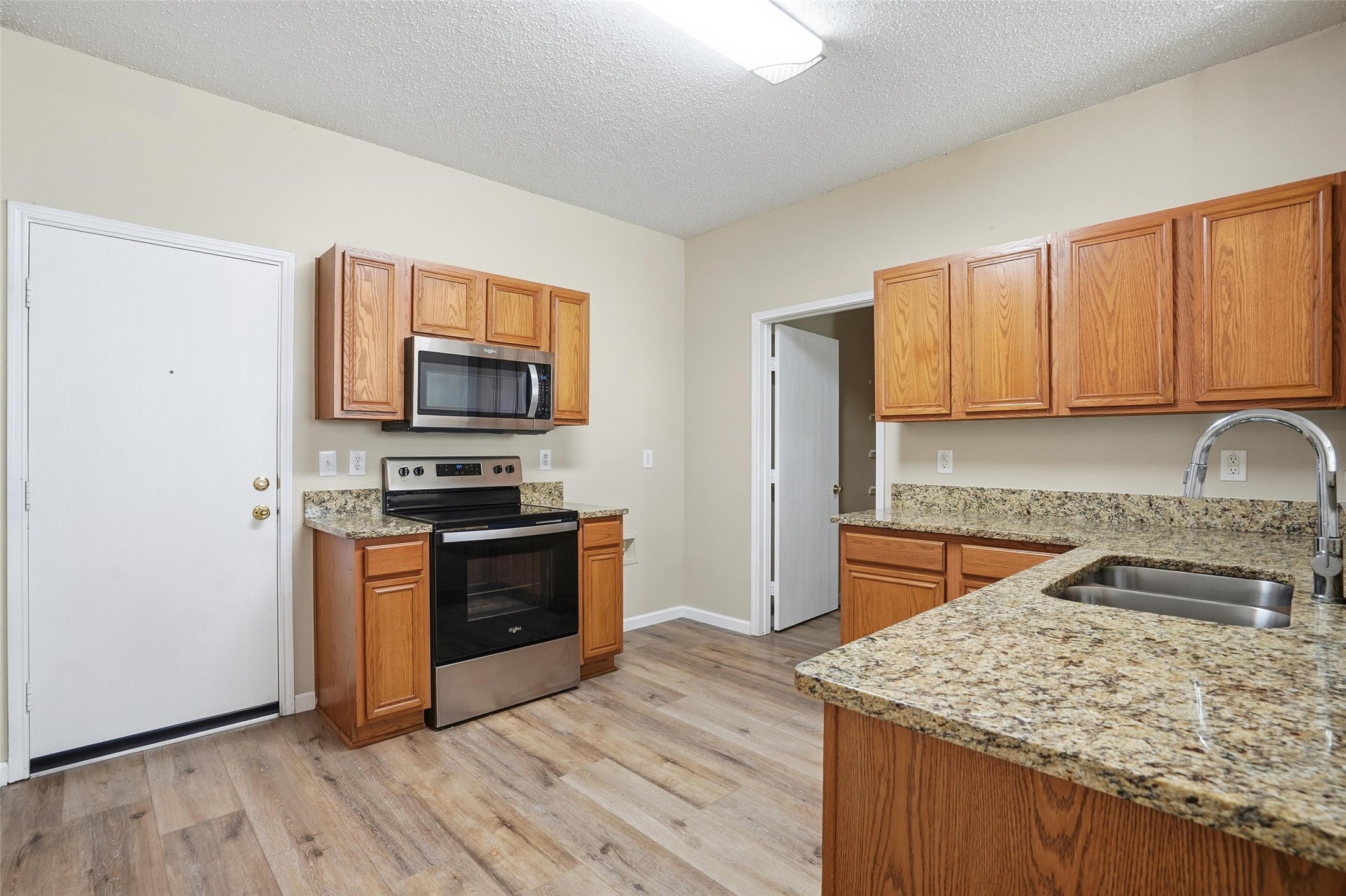 213 Beechgrove Terrace Fort Worth TX 76140