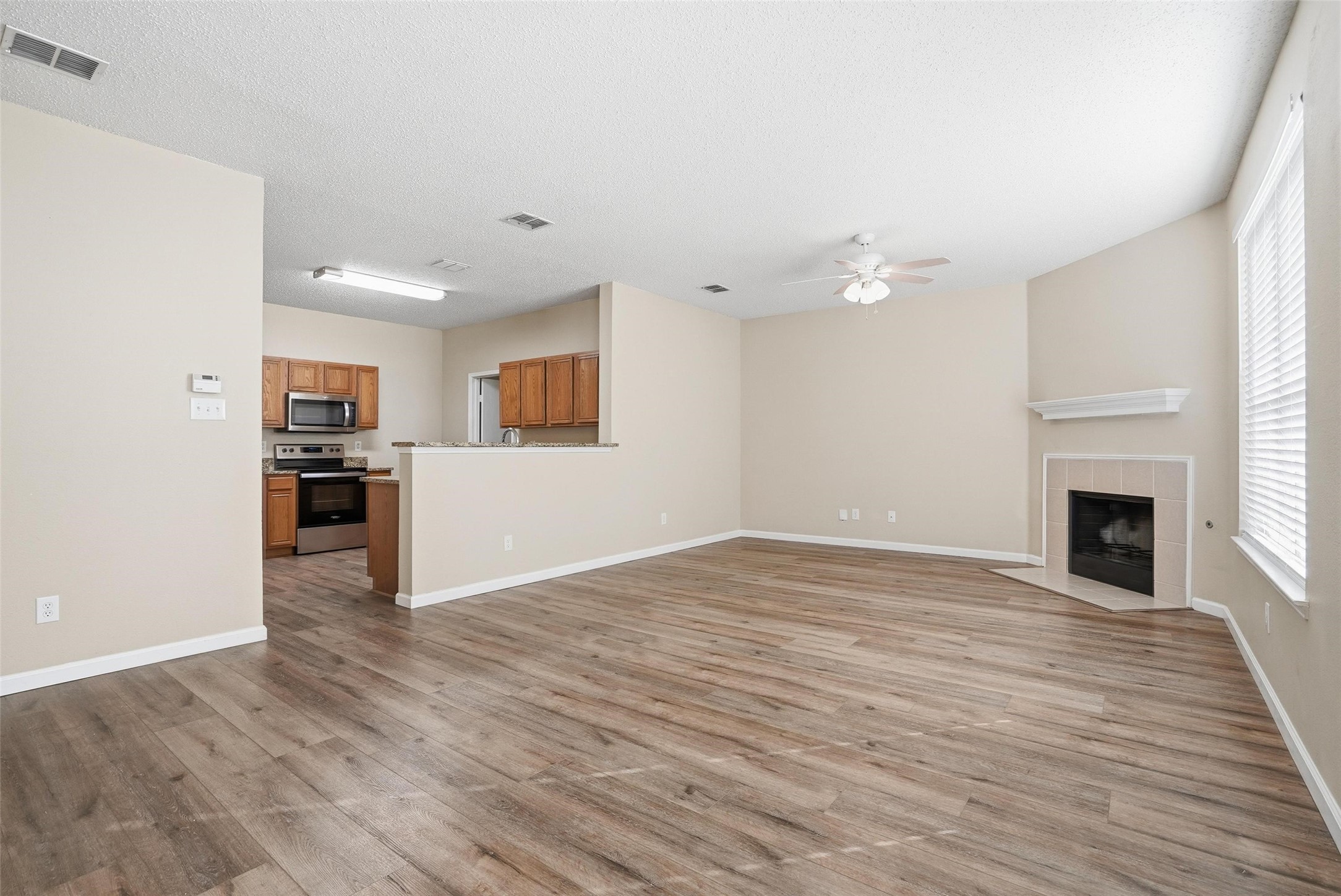 213 Beechgrove Terrace Fort Worth TX 76140