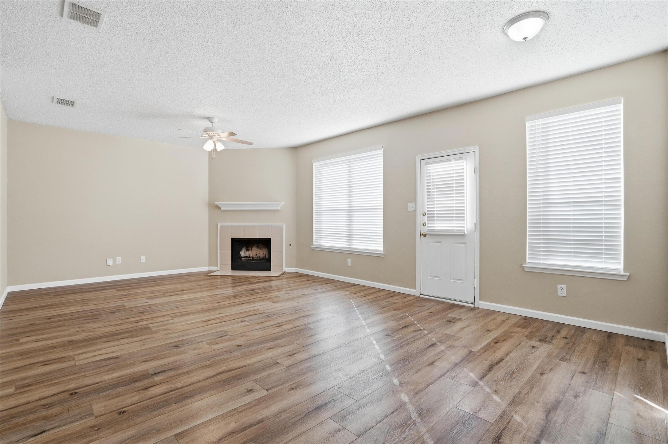213 Beechgrove Terrace Fort Worth TX 76140
