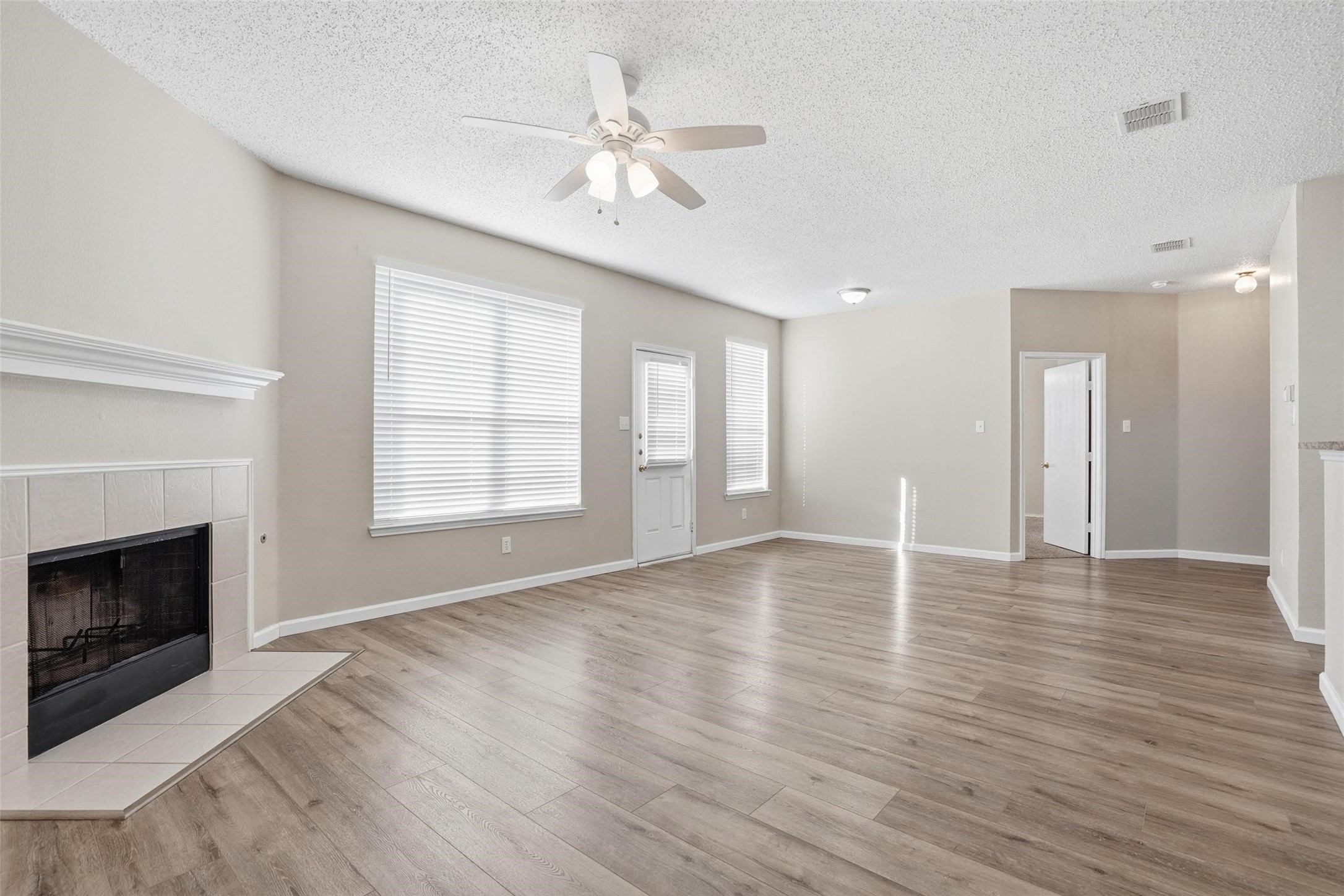 213 Beechgrove Terrace Fort Worth TX 76140