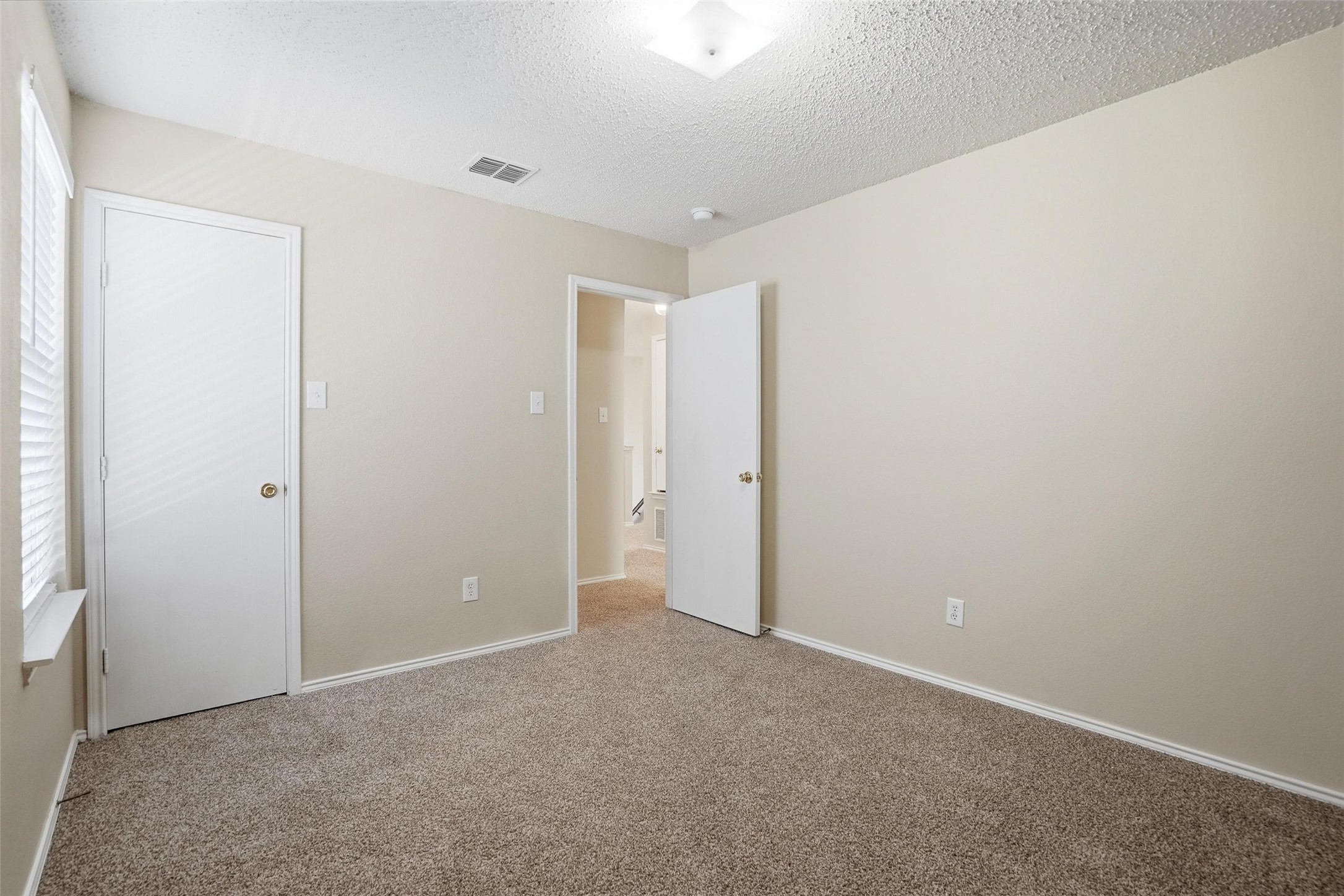 213 Beechgrove Terrace Fort Worth TX 76140