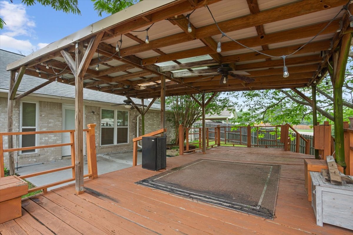 1004 Tillamook Street Hewitt TX 76643