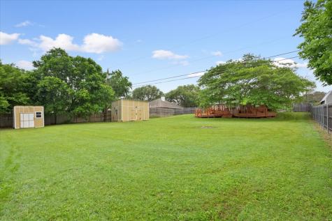 1004 Tillamook Street Hewitt TX 76643