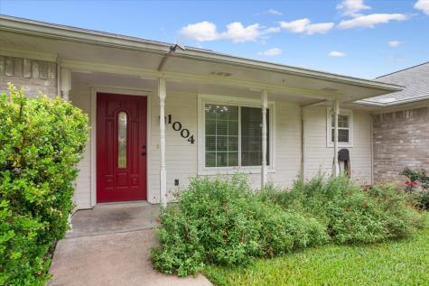 1004 Tillamook Street Hewitt TX 76643