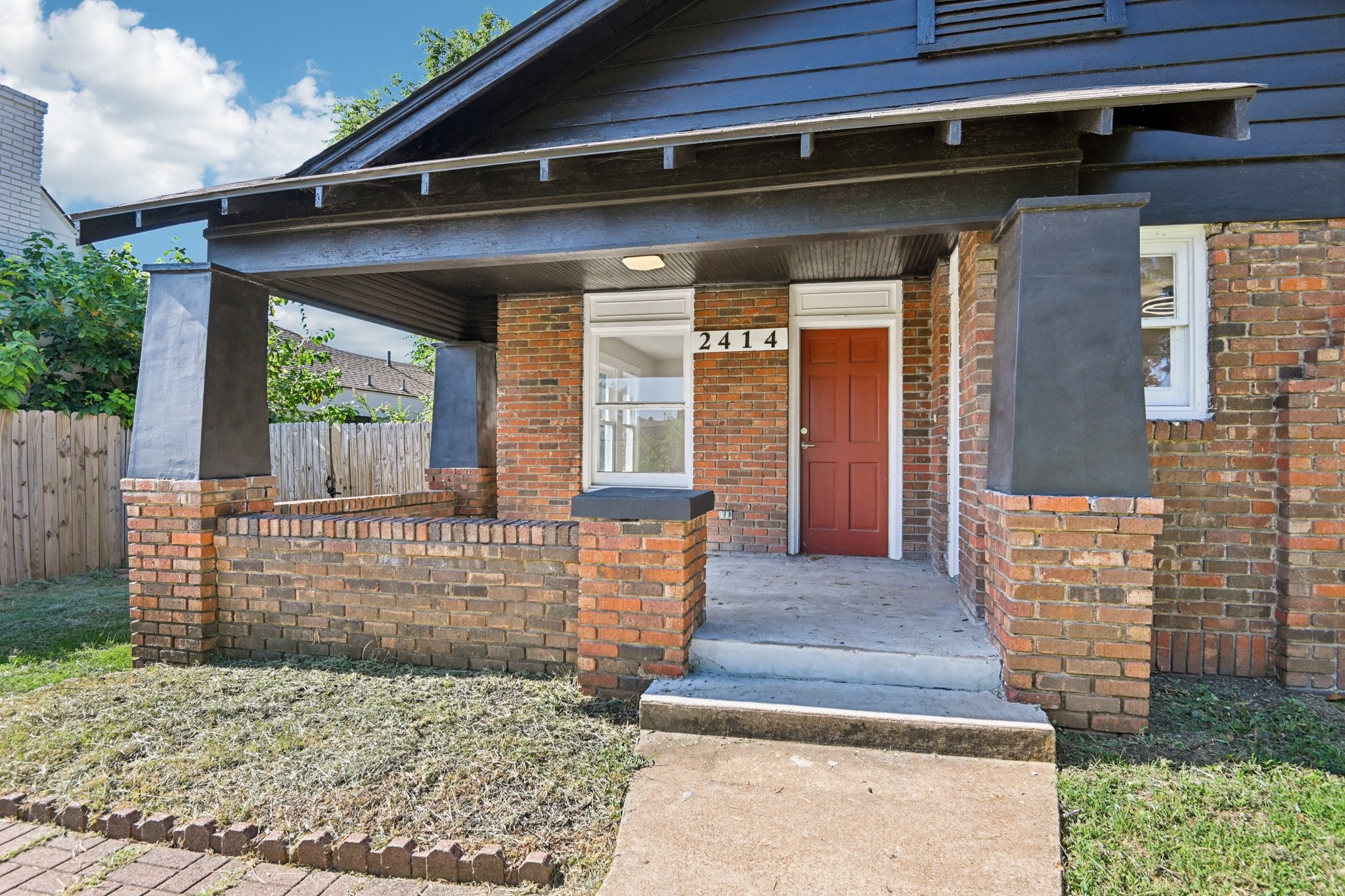 2414 Emmett Street Dallas TX 75211