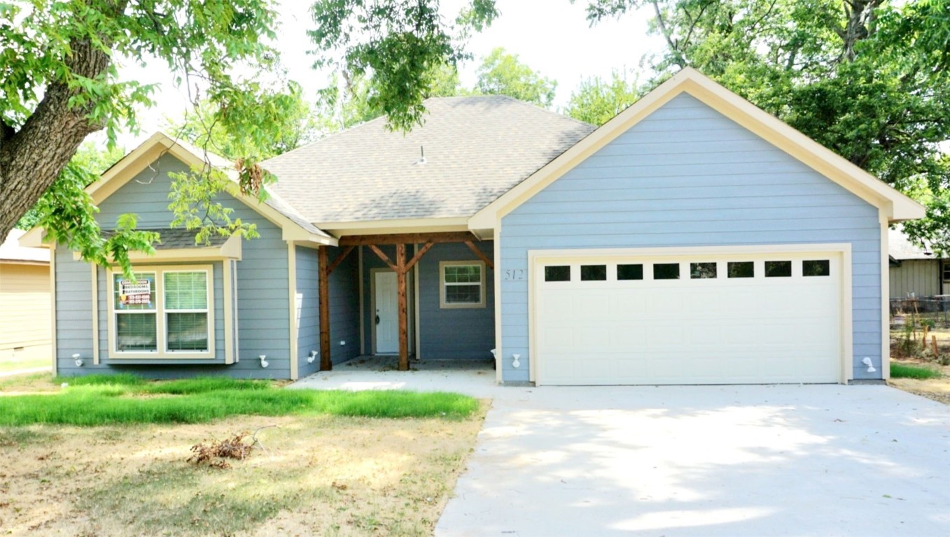512 E 6th Street Bonham TX 75418