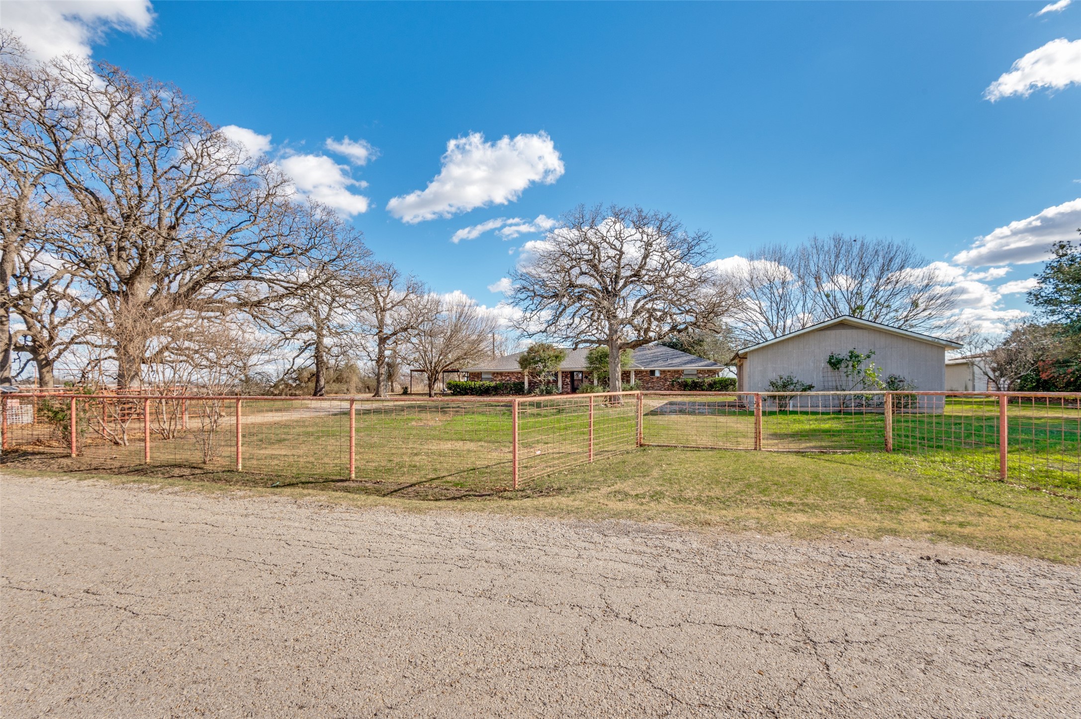 515 Farr Altom Road Combine TX 75159