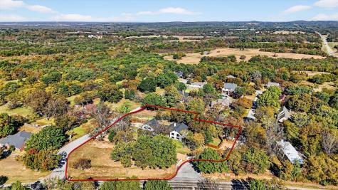 1 River Hills Drive Denison TX 75020
