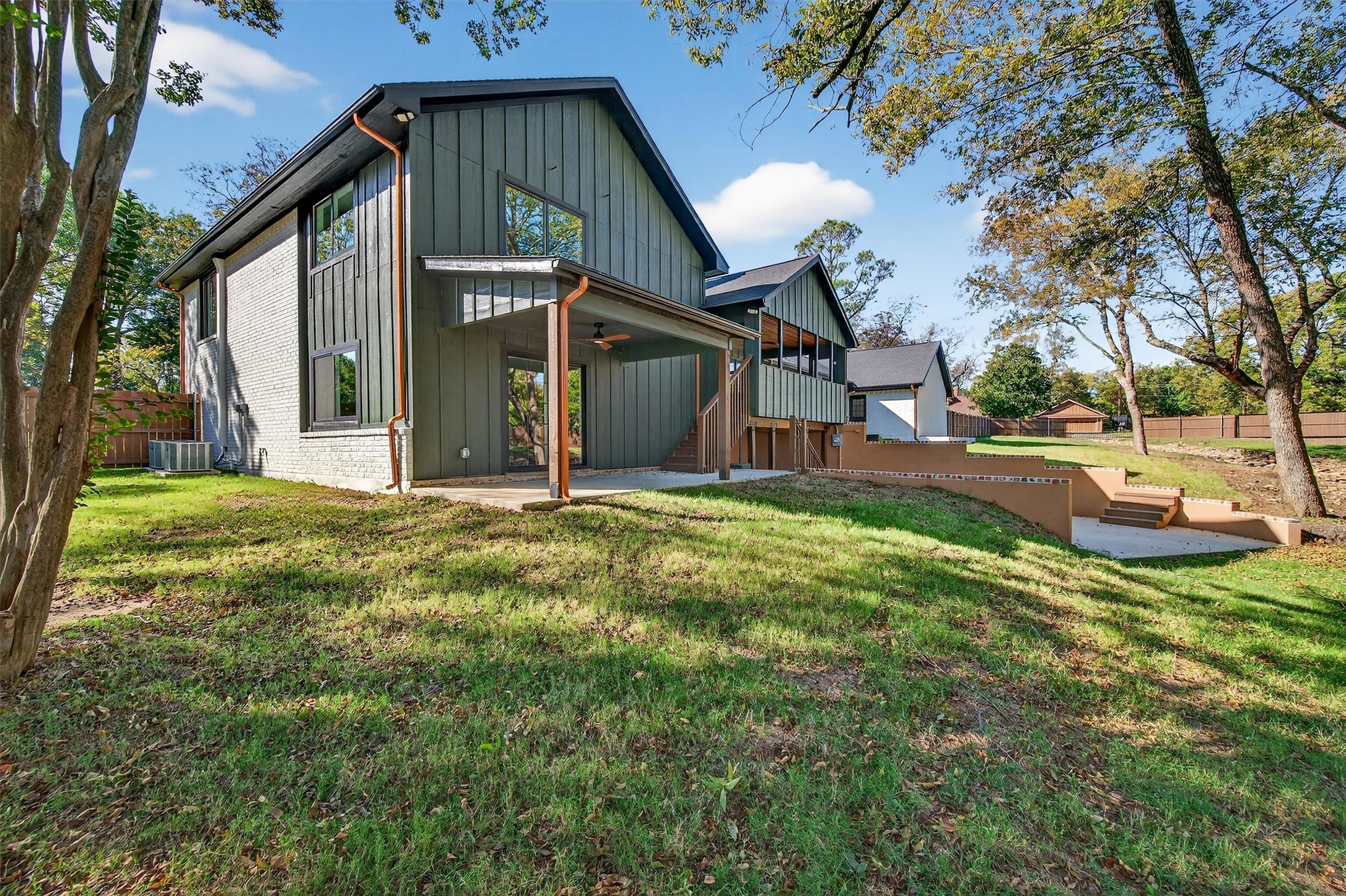 1 River Hills Drive Denison TX 75020