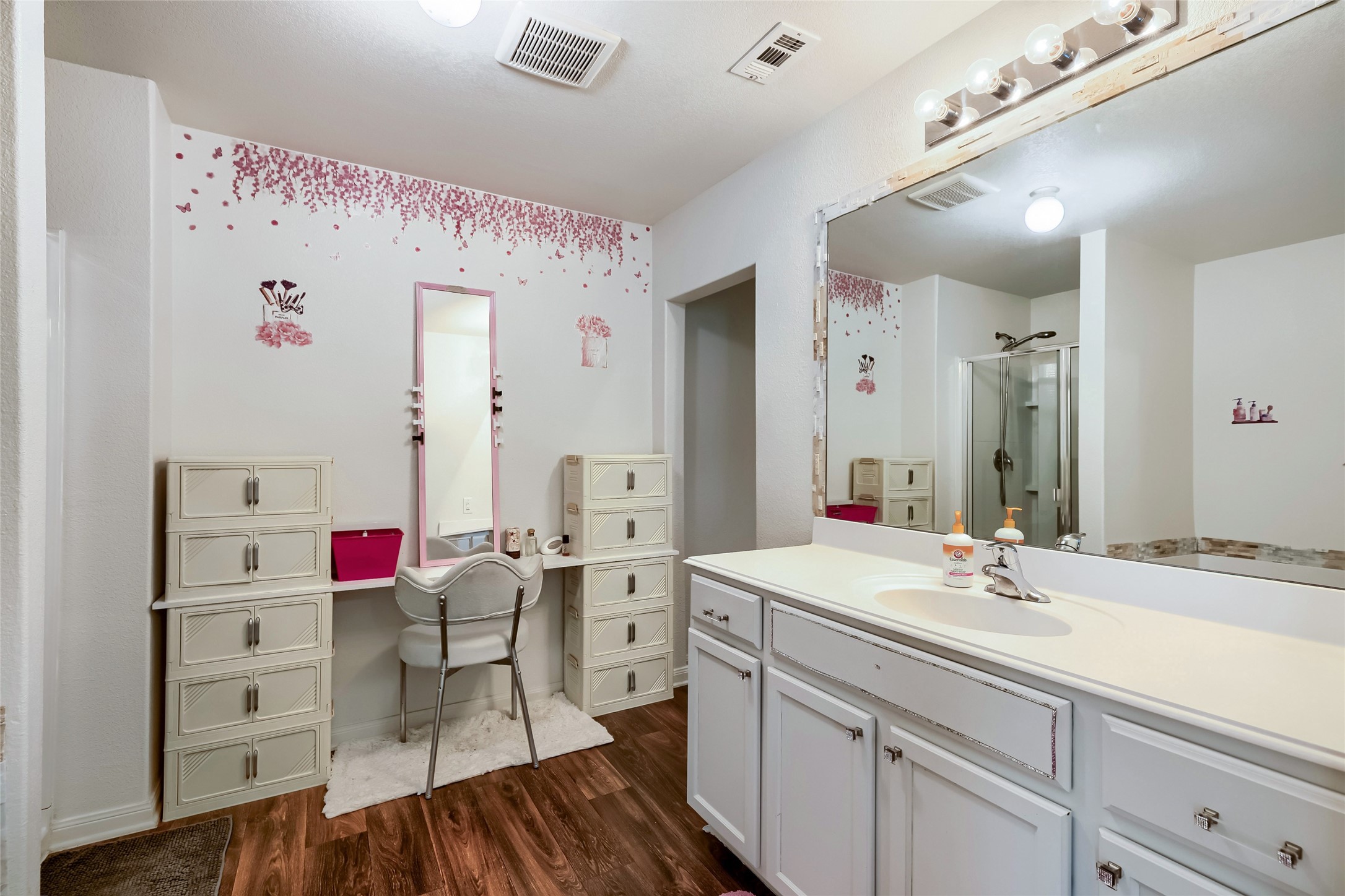 1200 Oak Creek Drive Hutchins TX 75141