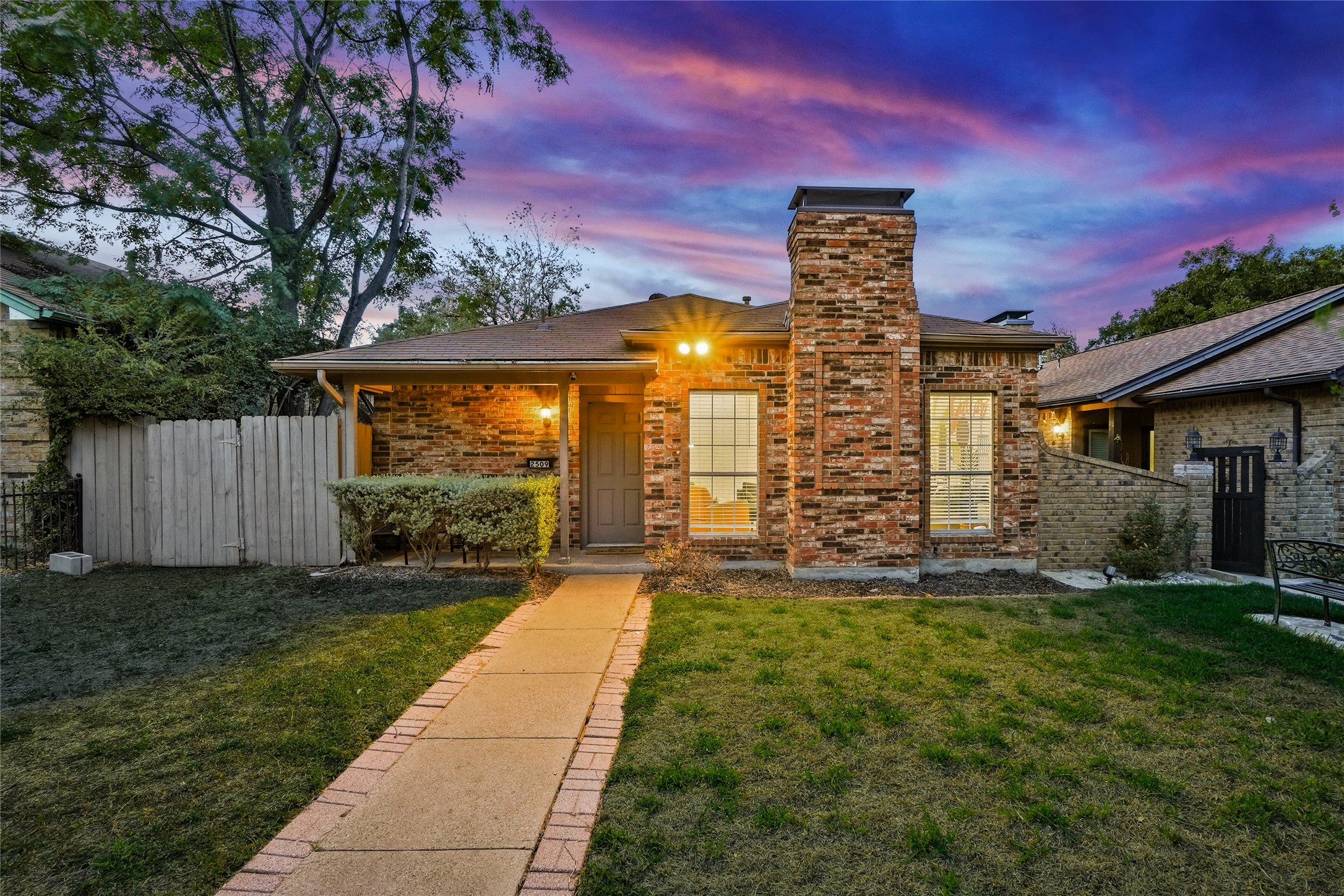 2509 W Oakdale Road Irving TX 75060
