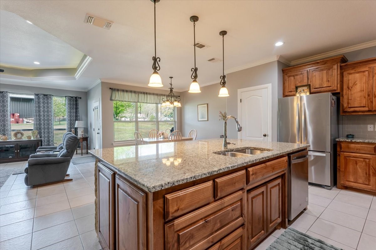 140 Pine Road Poolville TX 76487