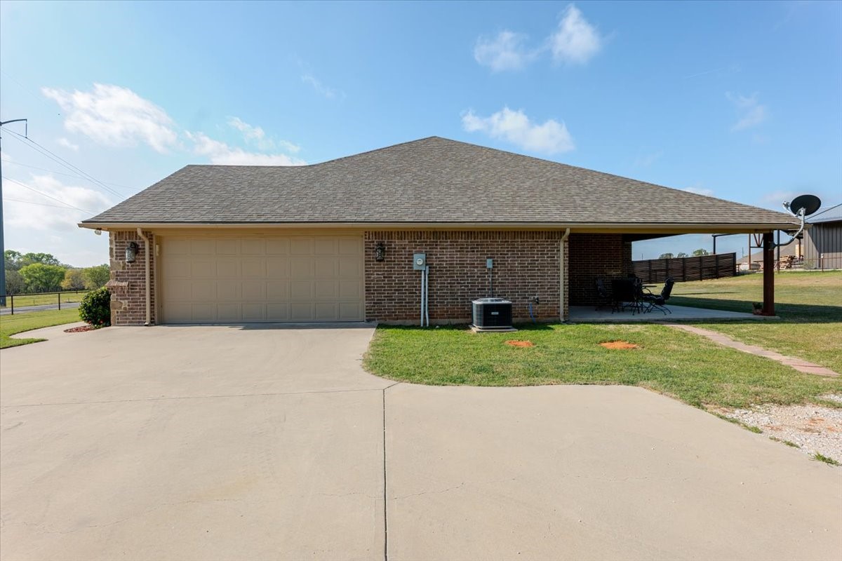 140 Pine Road Poolville TX 76487