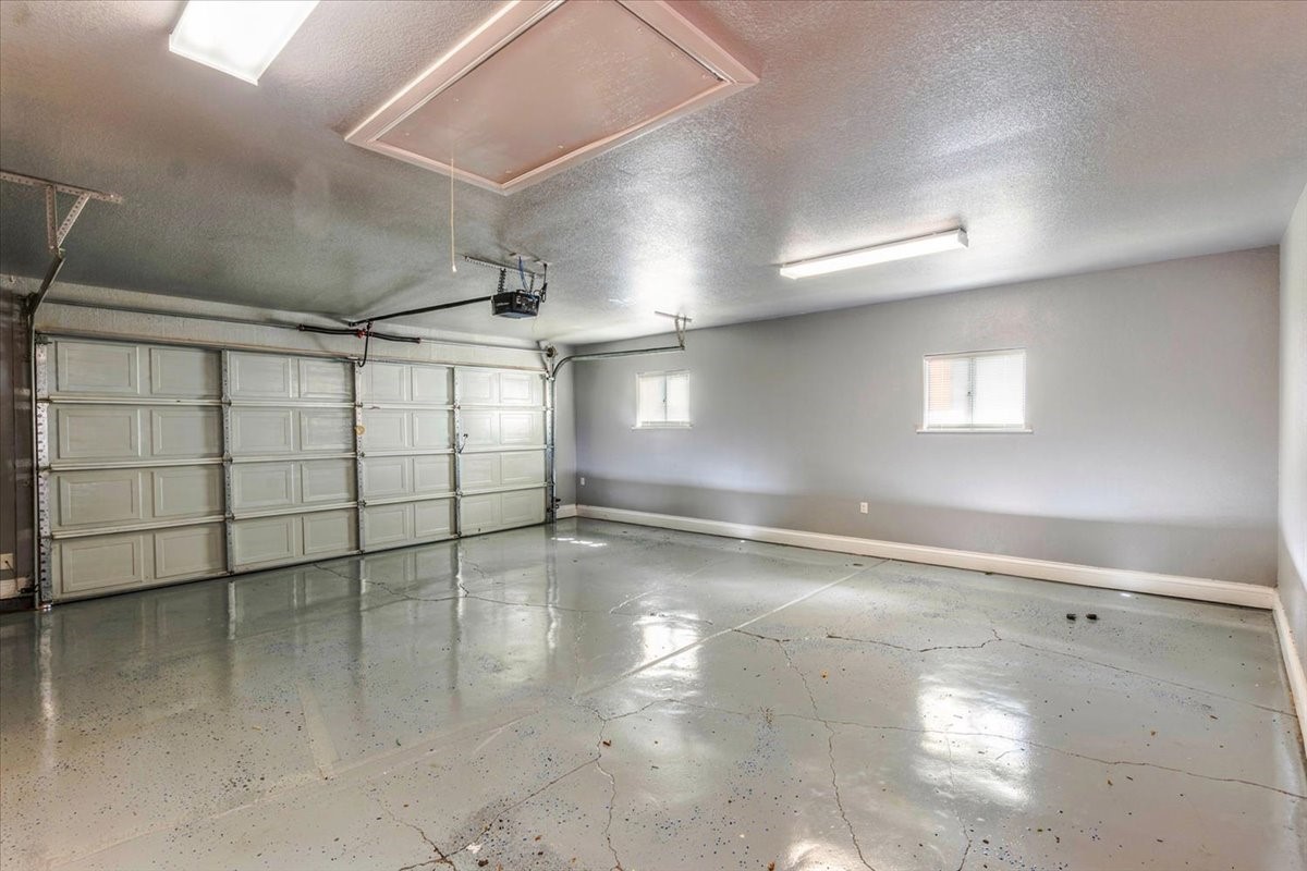 140 Pine Road Poolville TX 76487