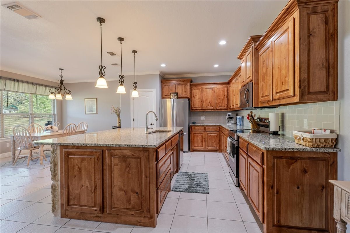 140 Pine Road Poolville TX 76487