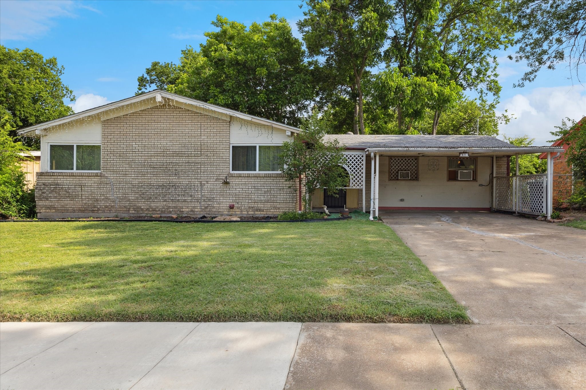 1308 Glasgow Road Fort Worth TX 76134