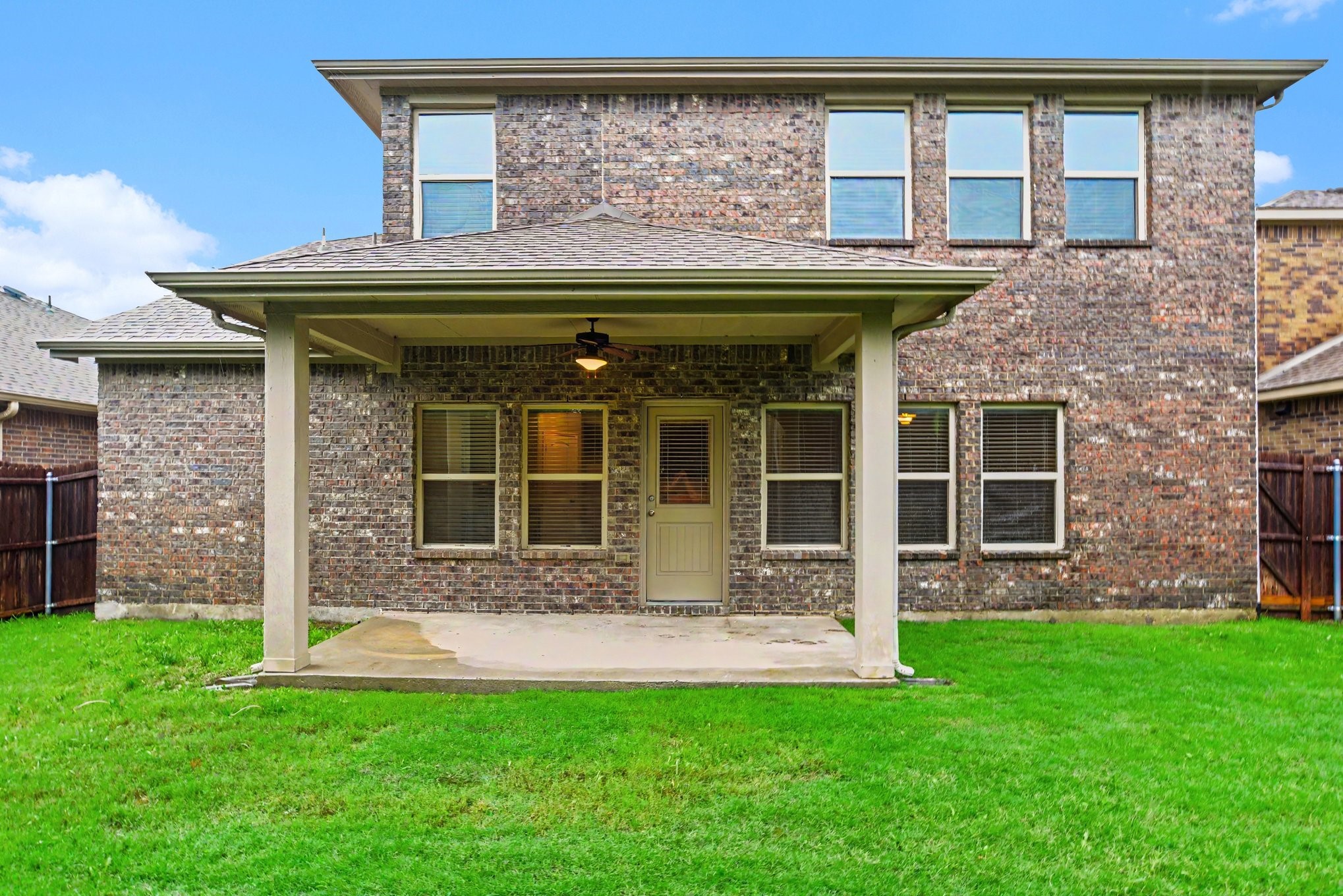 1009 N Churchill Drive Fate TX 75189