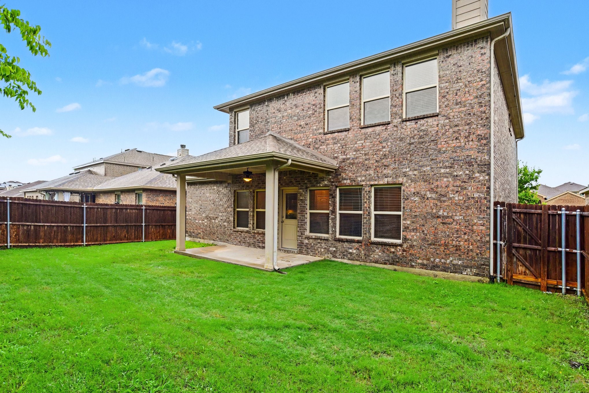 1009 N Churchill Drive Fate TX 75189