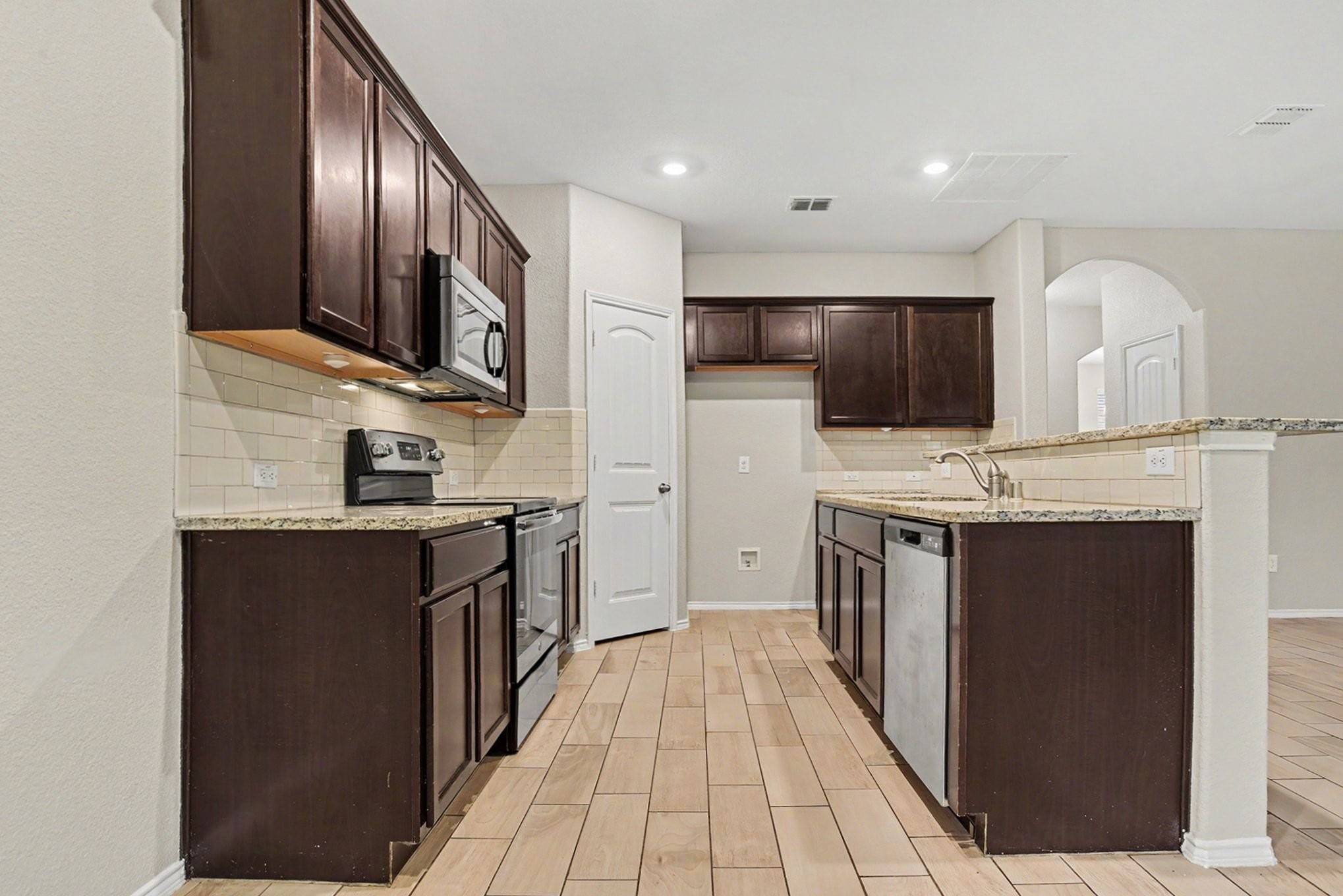 1009 N Churchill Drive Fate TX 75189