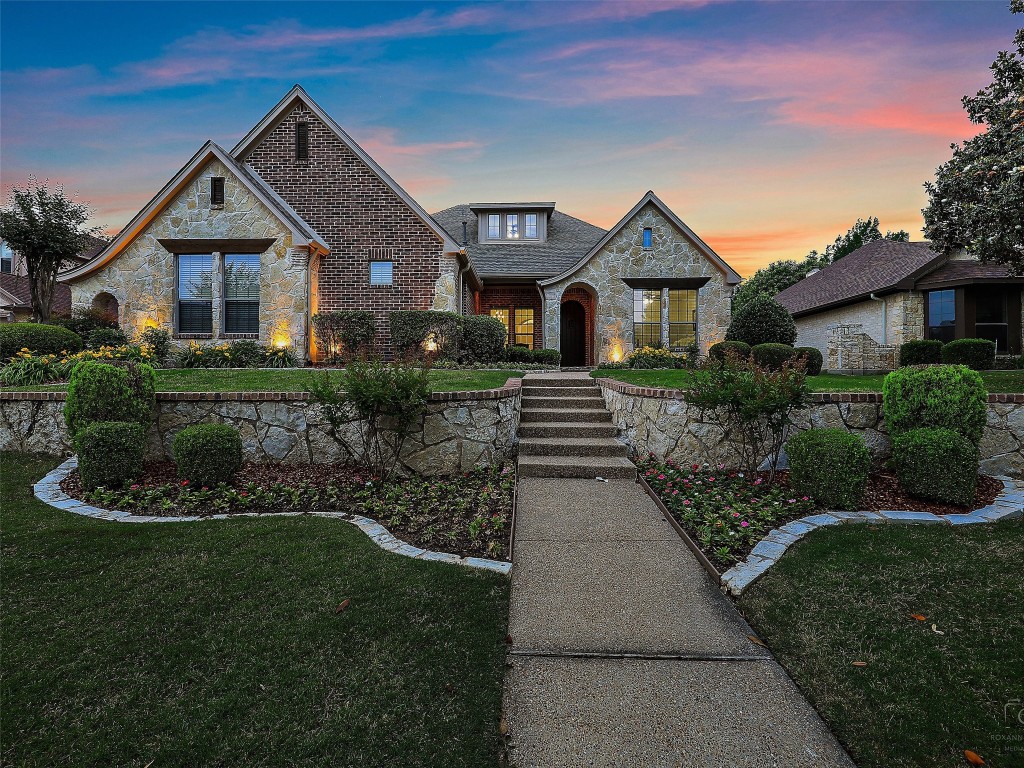 1015 High Lake Trail Mansfield TX 76063