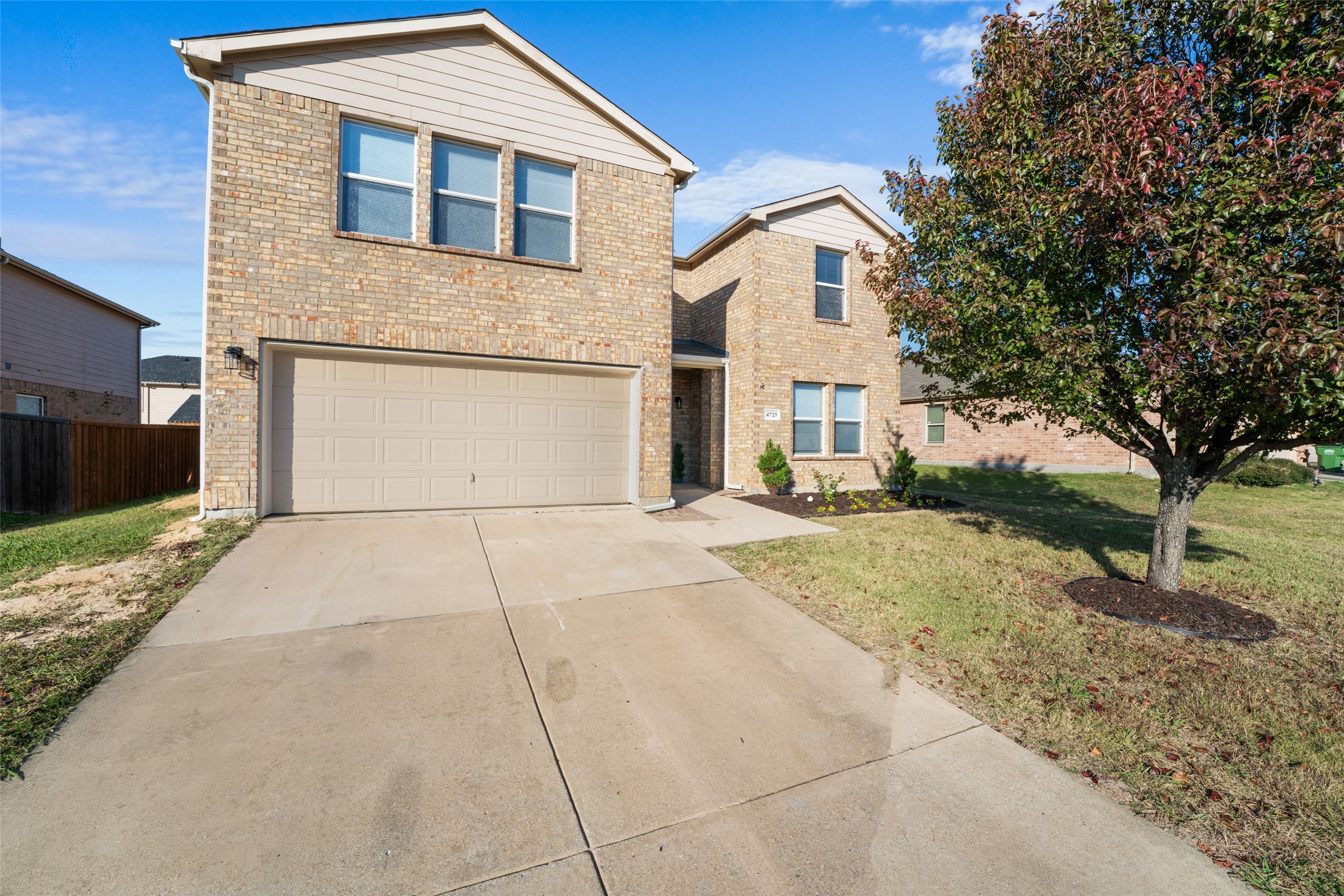 4725 Creekview Lane Balch Springs TX 75180