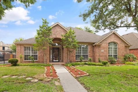 708 Saint Robby Drive Mansfield TX 76063