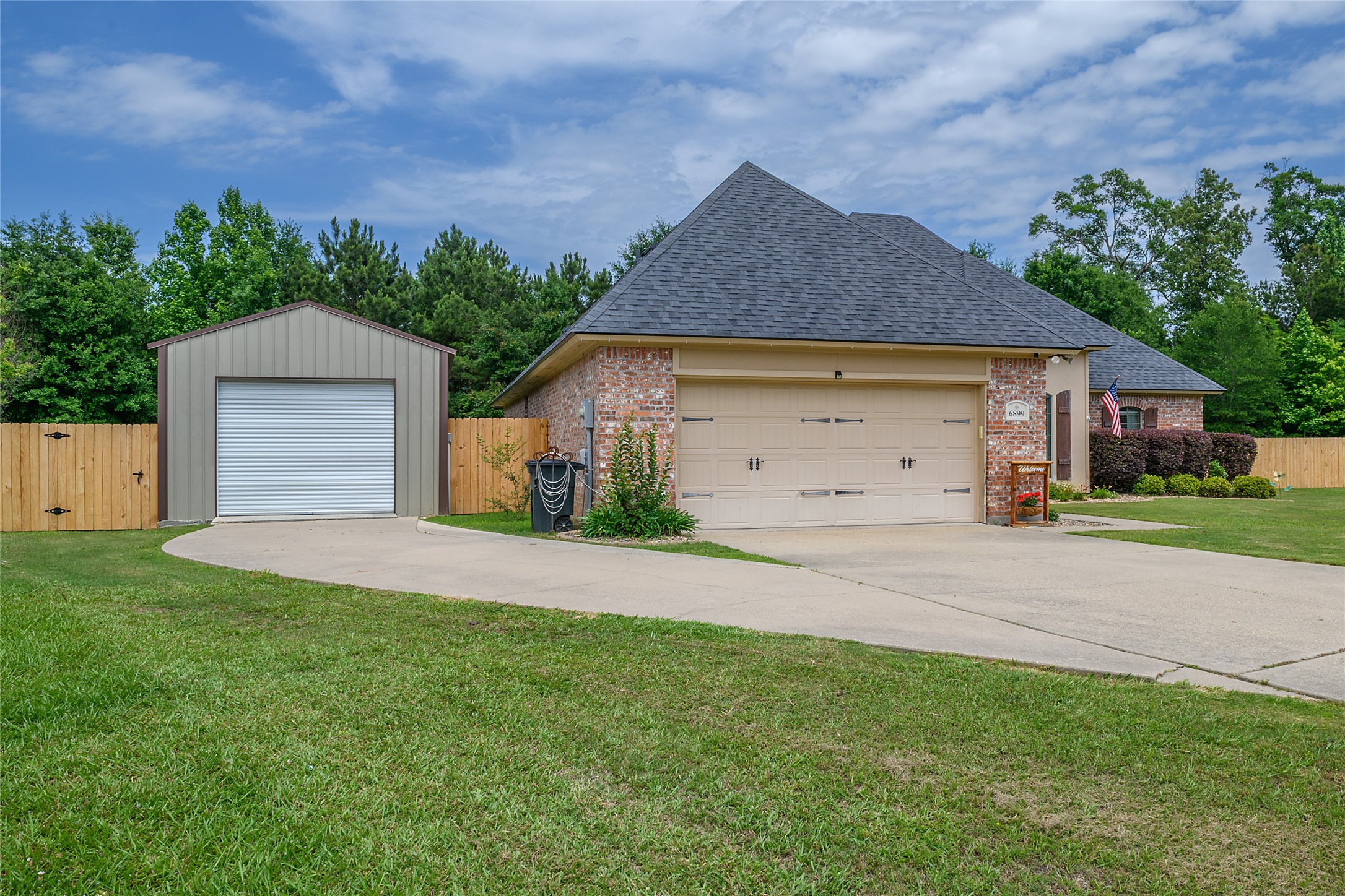 6899 Brighton Oak Circle Keithville LA 71047