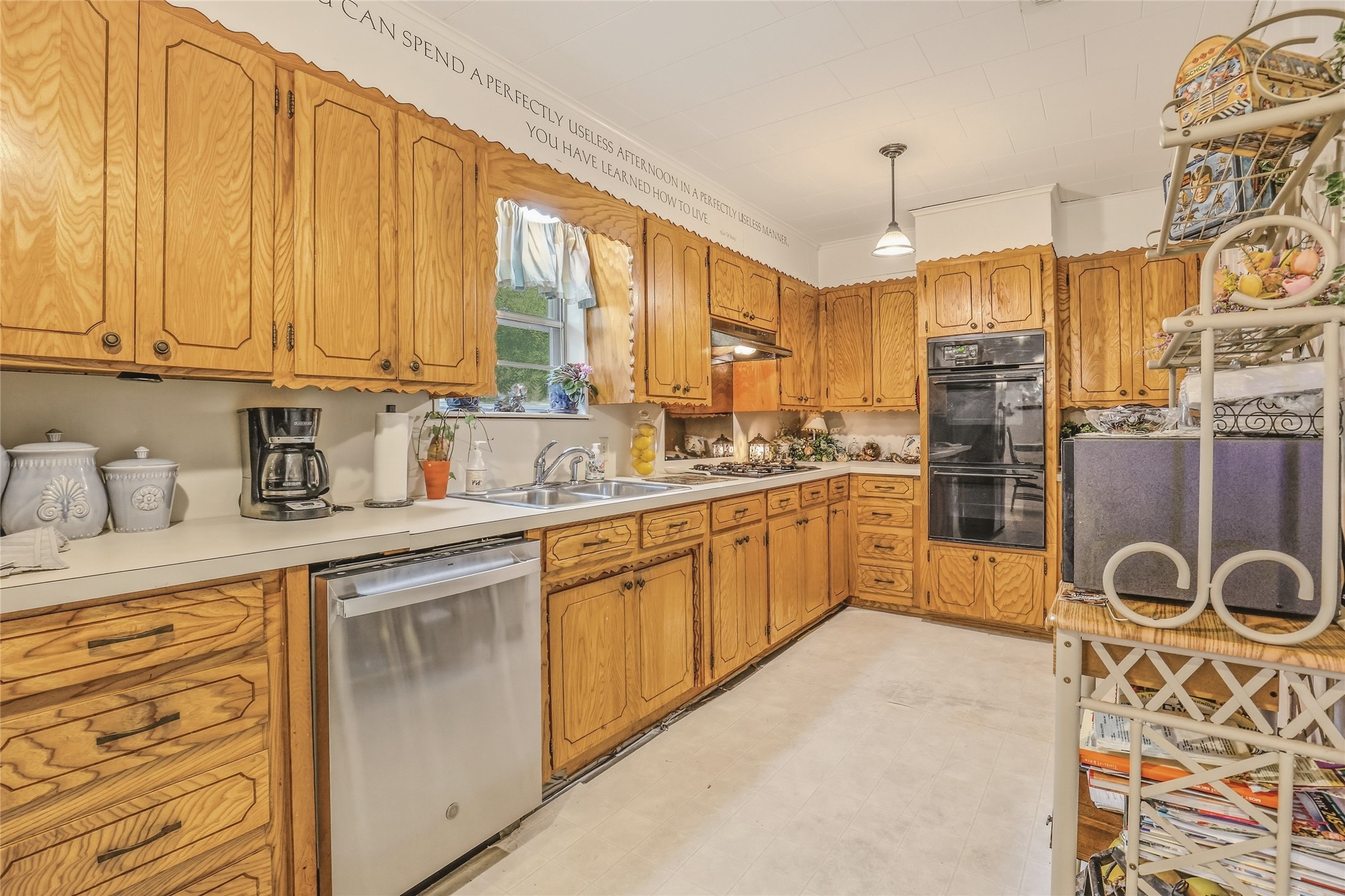 5303 Hilltop Greenville TX 75402