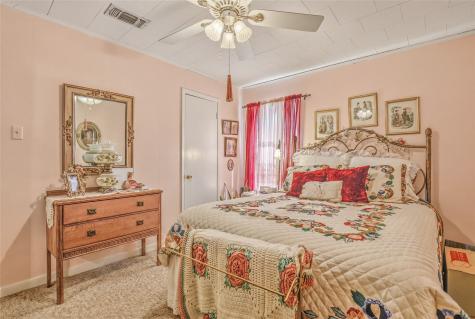 5303 Hilltop Greenville TX 75402