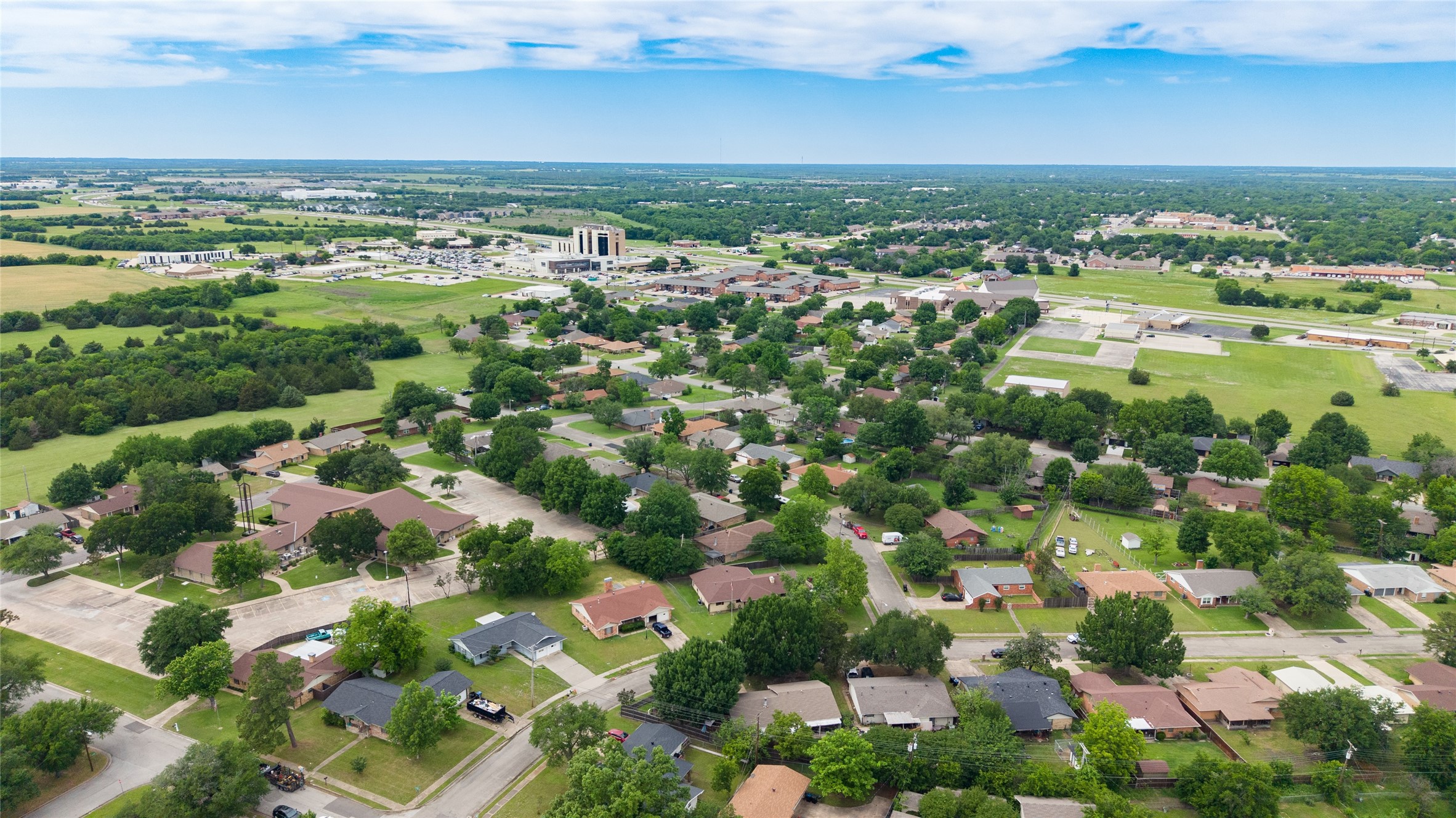 5303 Hilltop Greenville TX 75402