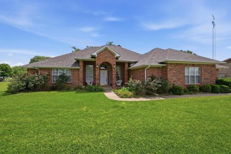 730 Kiowa Drive W Lake Kiowa TX 76240