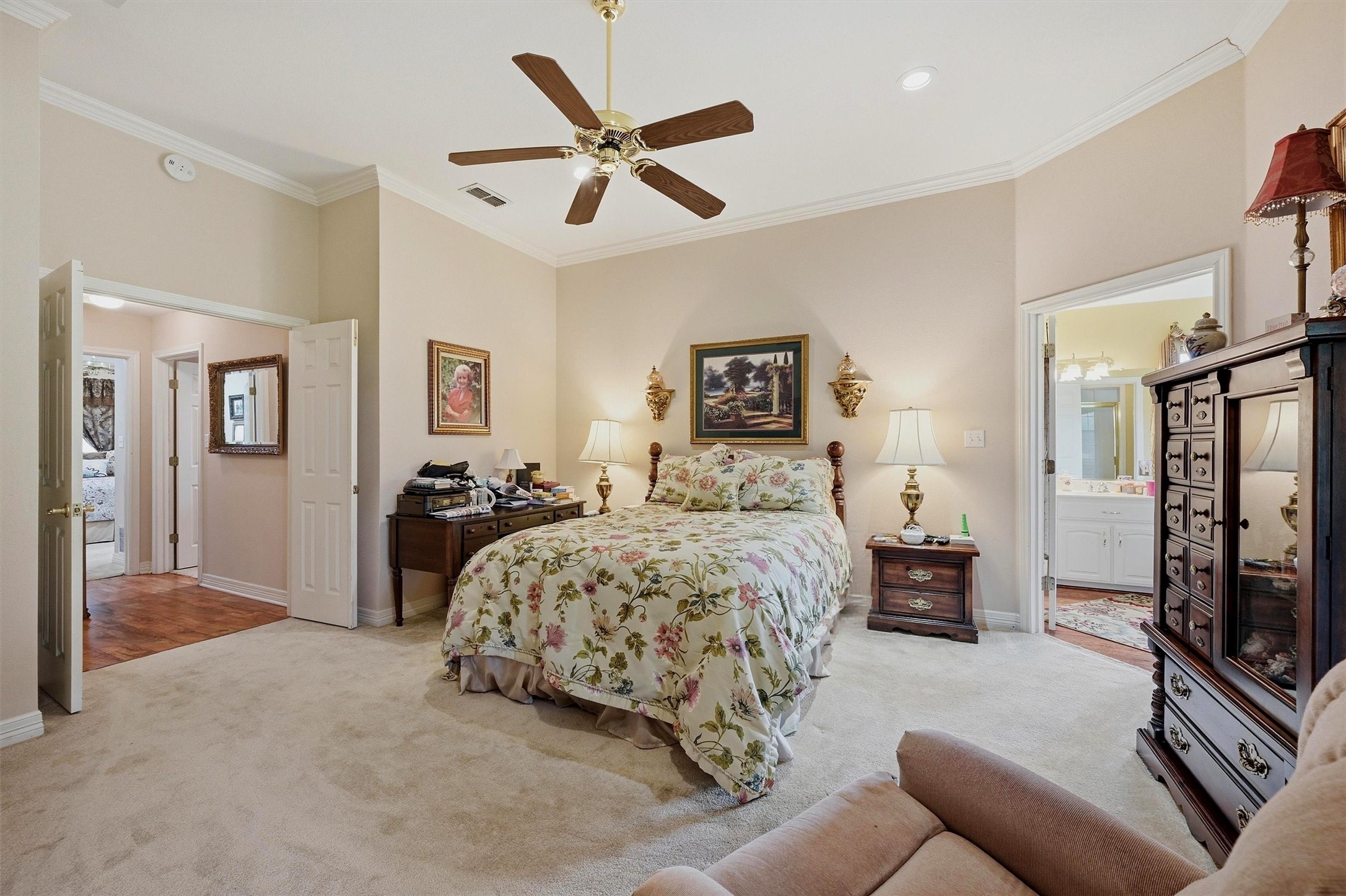 730 Kiowa Drive W Lake Kiowa TX 76240