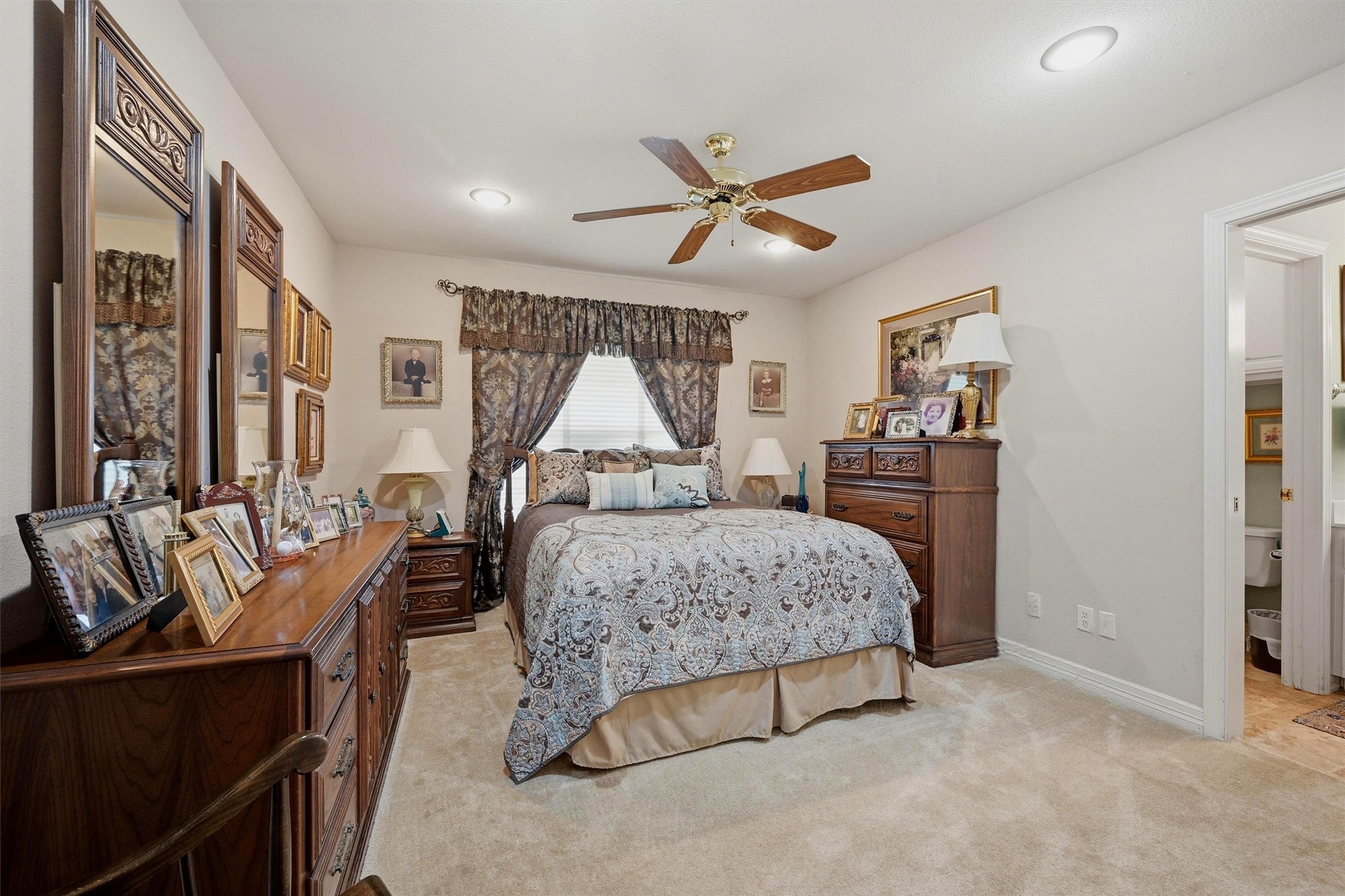 730 Kiowa Drive W Lake Kiowa TX 76240