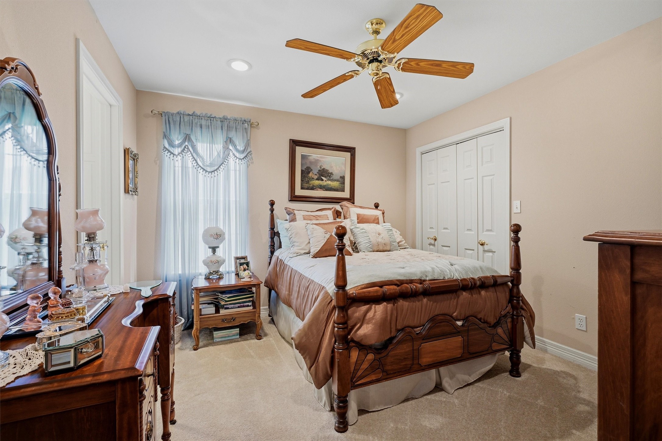 730 Kiowa Drive W Lake Kiowa TX 76240