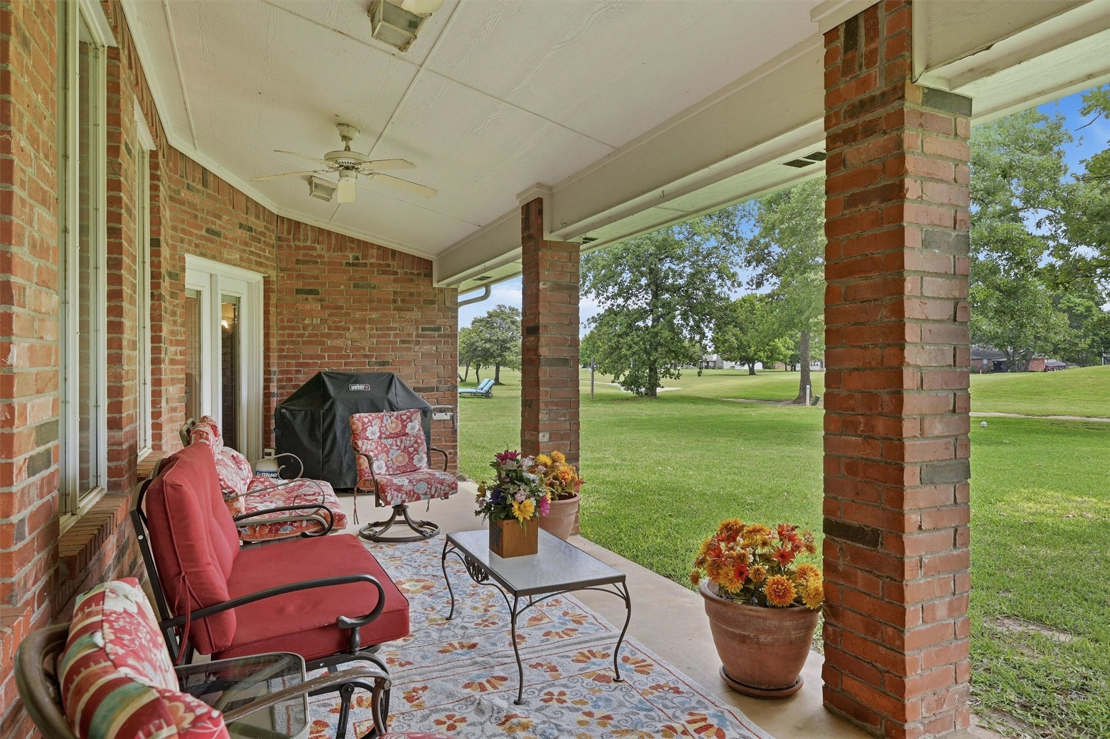 730 Kiowa Drive W Lake Kiowa TX 76240