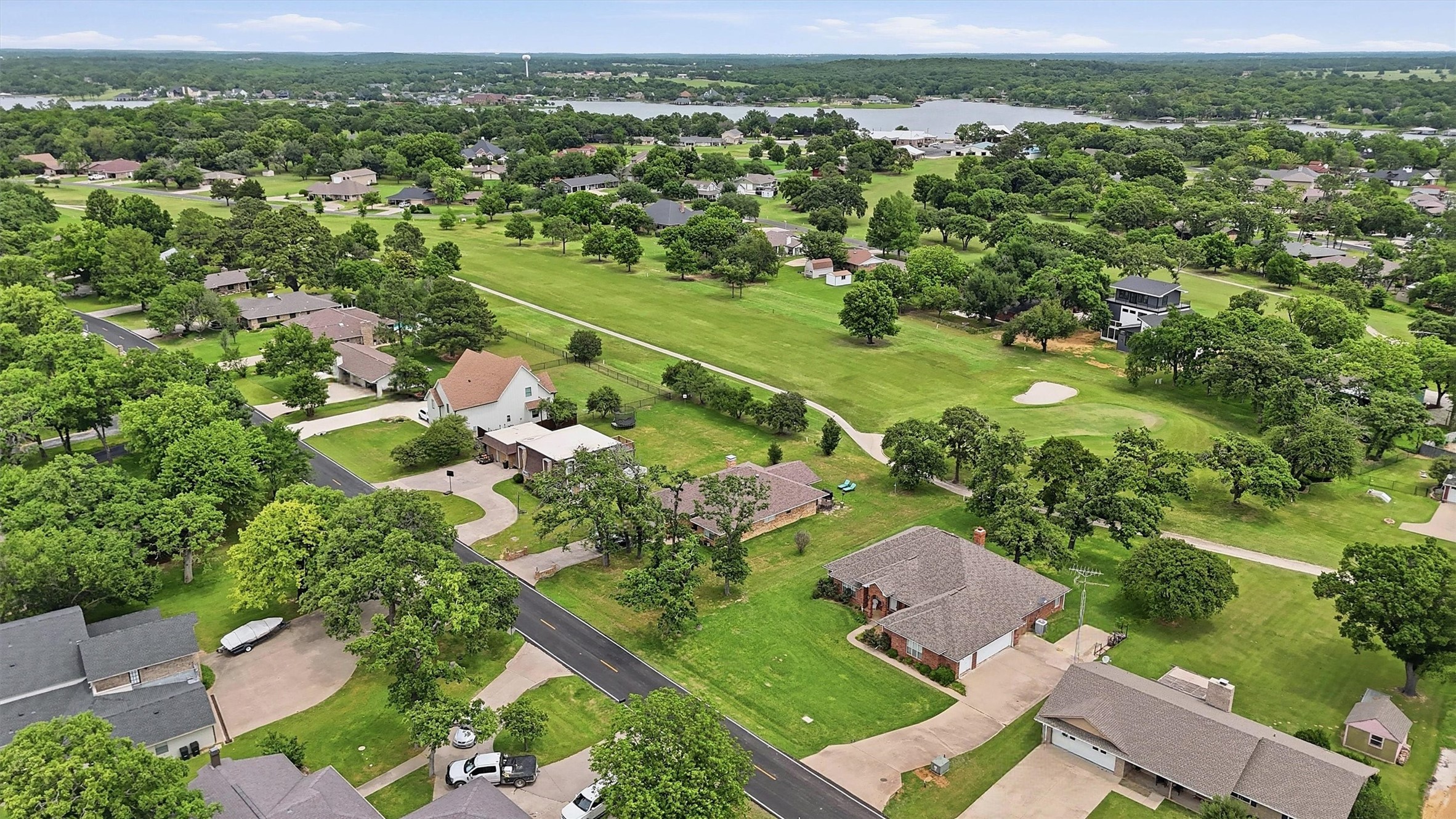 730 Kiowa Drive W Lake Kiowa TX 76240