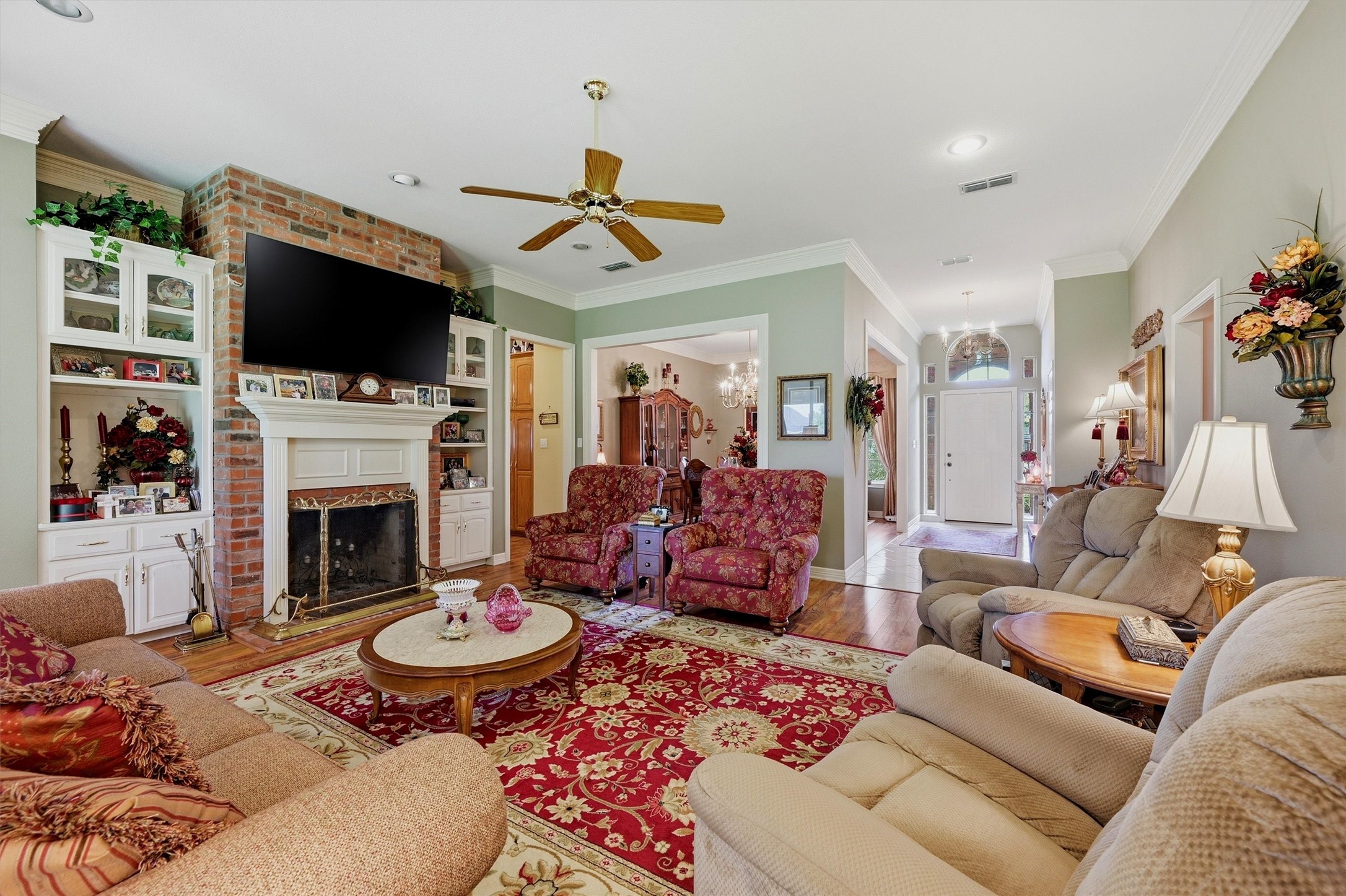 730 Kiowa Drive W Lake Kiowa TX 76240