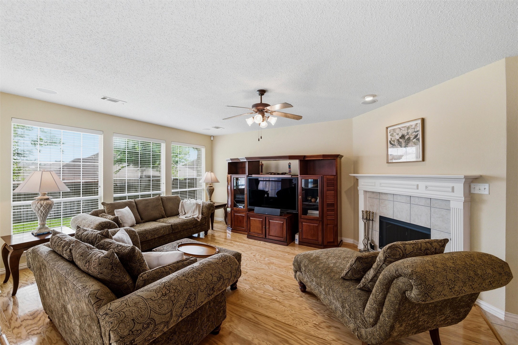 4541 Marguerite Lane Fort Worth TX 76123