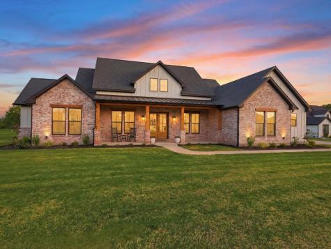 330 Charlie Joseph Drive Van Alstyne TX 75495
