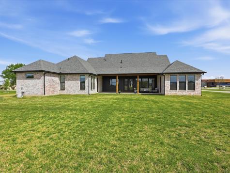 330 Charlie Joseph Drive Van Alstyne TX 75495