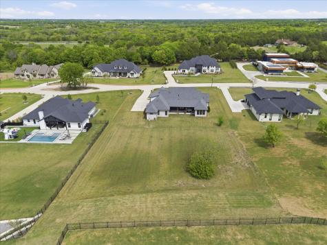 330 Charlie Joseph Drive Van Alstyne TX 75495