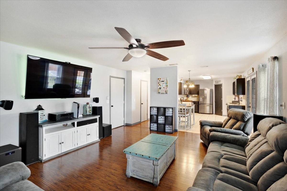 4333 Falcon Drive Sherman TX 75092