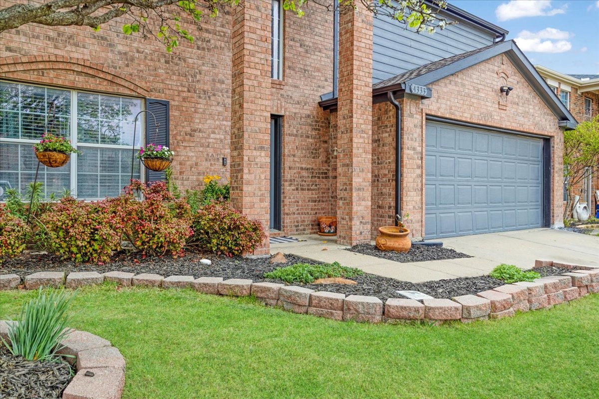 4333 Falcon Drive Sherman TX 75092