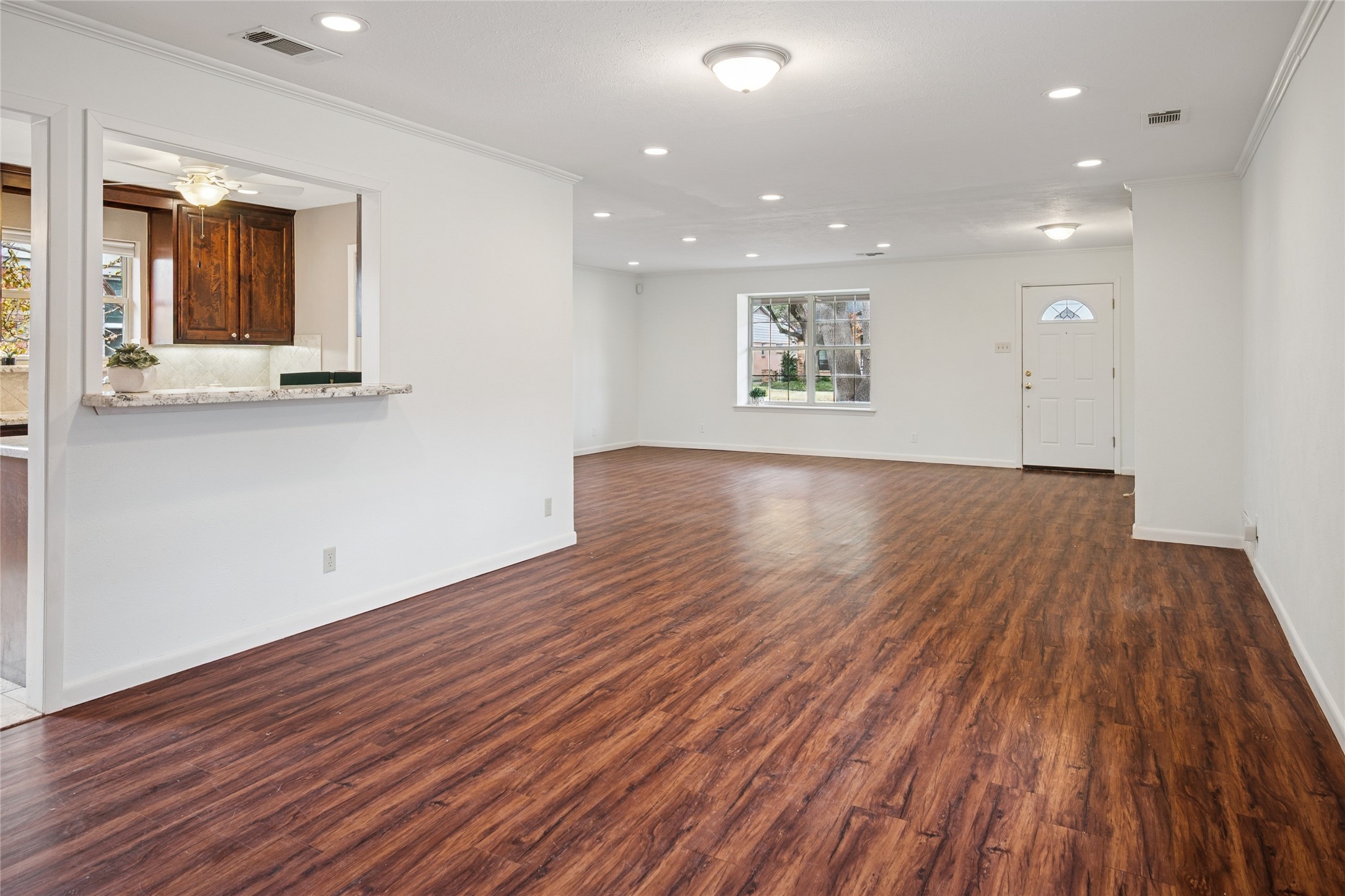 611 Parkview Lane Richardson TX 75080